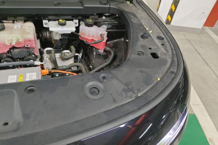 Used Leapmotor C16 2026 All-Electric 630 LiDAR Zhizun Edition 6 Seats Engine Bay Left