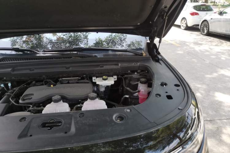 Used Leapmotor C16 2026 Extended-Range 280 LiDAR Zhizun Edition 6 Seats Engine Bay Left
