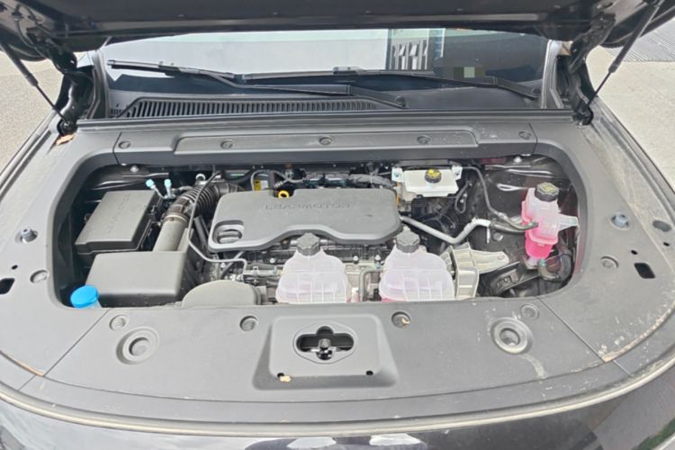 Used Leapmotor C16 2026 Extended-Range 280 LiDAR Zhizun Edition 6 Seats Engine Bay