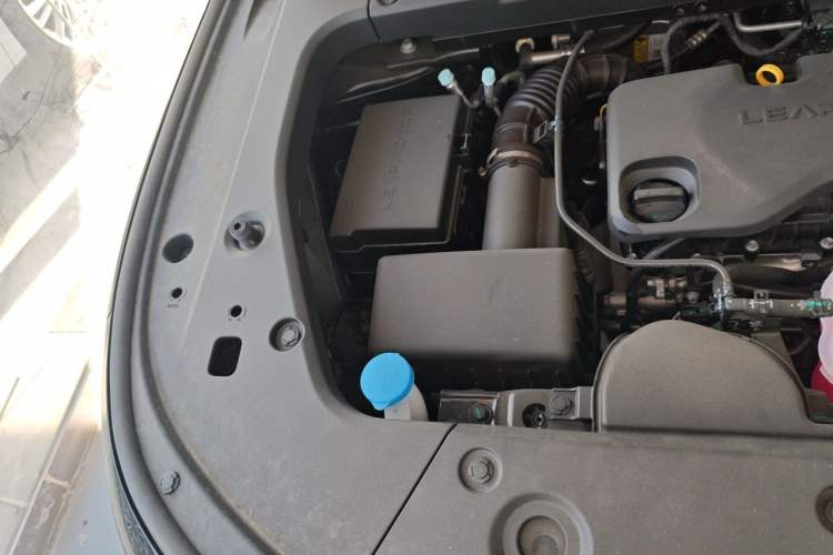 Used Leapmotor C16 2026 Extended-Range 280 LiDAR Zhizun Edition 6 Seats Engine Bay Right