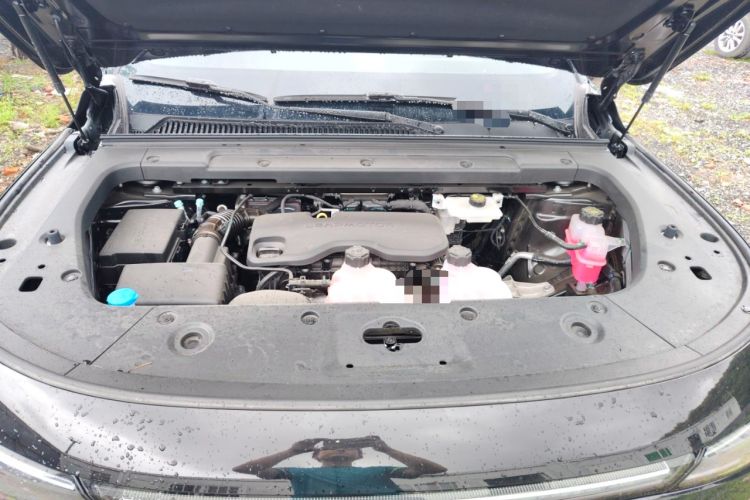 Used Leapmotor C16 2026 Extended-Range 280 LiDAR Zhizun Edition 5 Seats Engine Bay