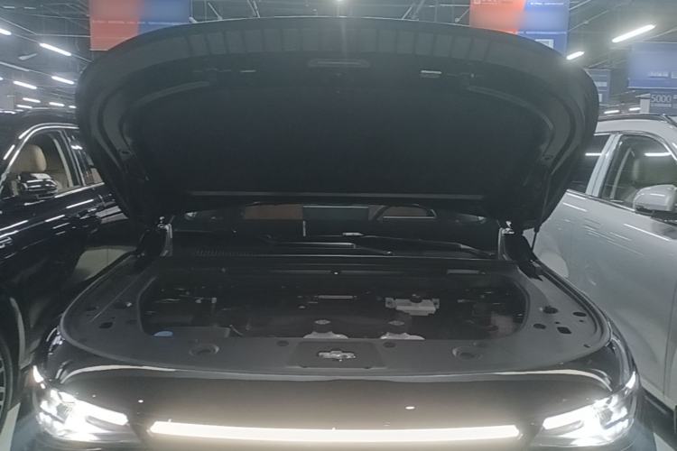 Used Leapmotor C16 2026 Extended-Range 280 LiDAR Zhizun Edition 6 Seats Engine Bay