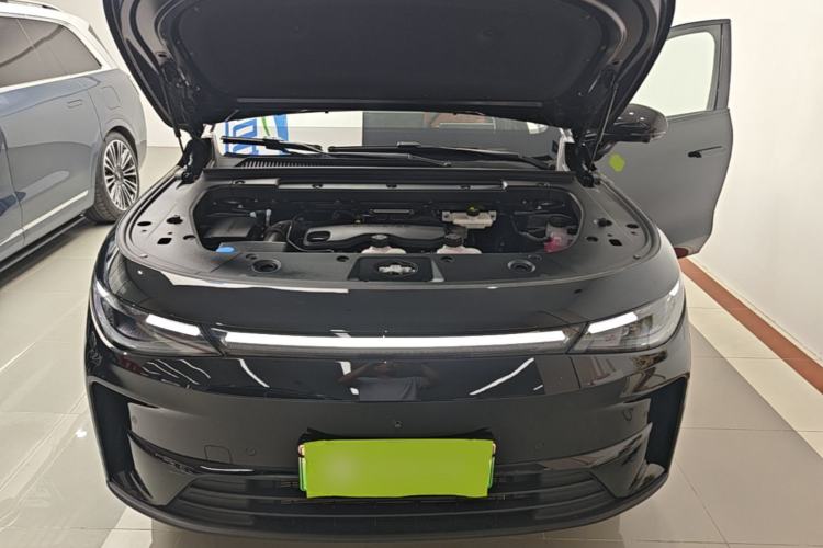 Used Leapmotor C16 2026 Extended-Range 280 LiDAR Zhizun Edition 6 Seats Engine Bay