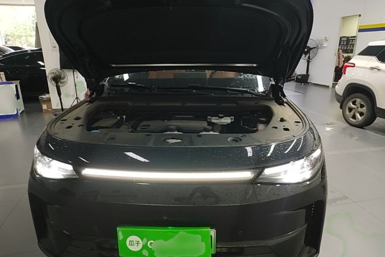 Used Leapmotor C16 2026 Extended-Range 280 LiDAR Zhizun Edition 6 Seats Engine Bay
