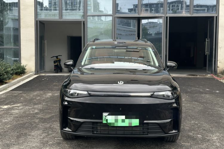 Used Leapmotor C16 2026 Extended-Range 280 LiDAR Zhizun Edition 6 Seats Exterior 1