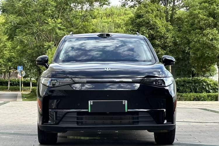 Used Leapmotor C16 2026 Extended-Range 280 LiDAR Zhizun Edition 6 Seats Exterior 1