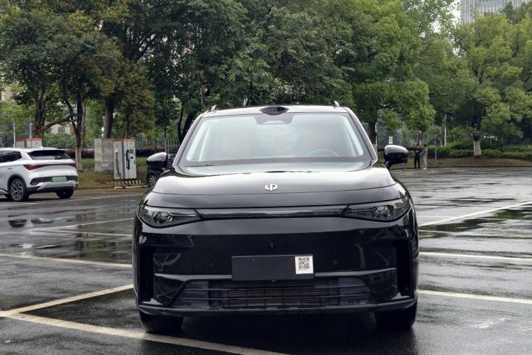 Used Leapmotor C16 2026 Extended-Range 280 LiDAR Zhizun Edition 6 Seats Exterior 1