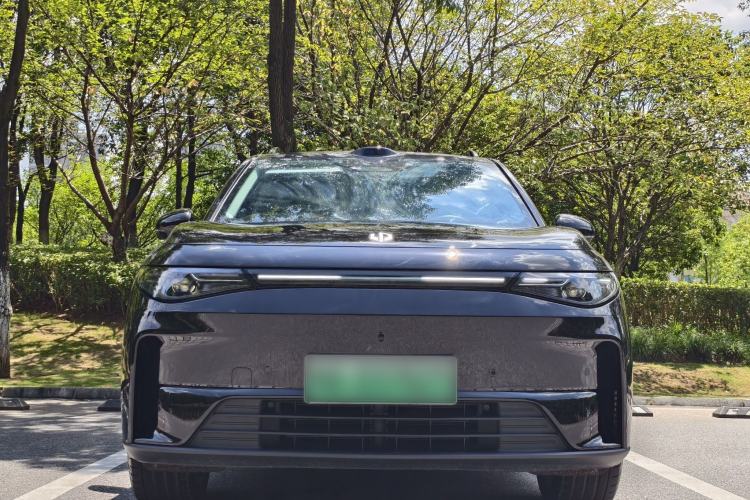 Used Leapmotor C16 2026 All-Electric 630 LiDAR Zhizun Edition 6 Seats Exterior 1