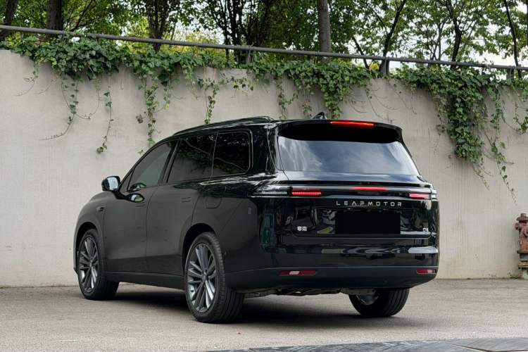 Used Leapmotor C16 2026 Extended-Range 280 LiDAR Zhizun Edition 6 Seats Exterior 1