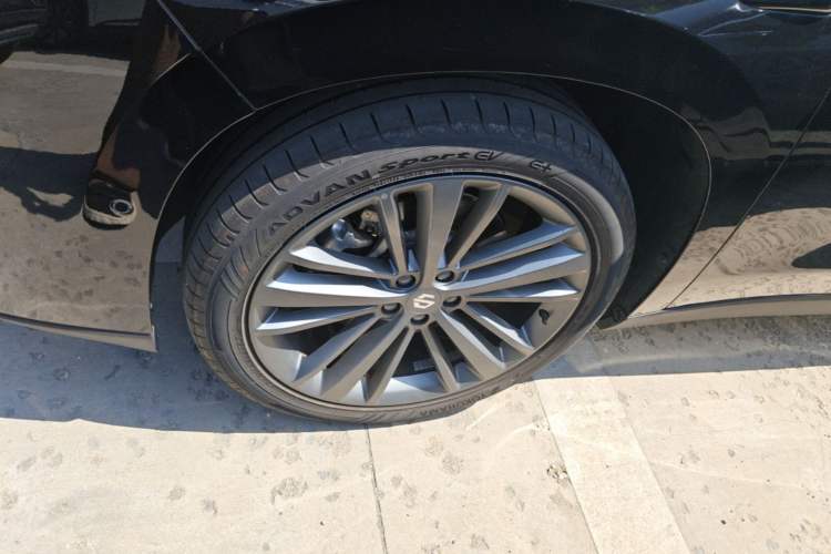 Used Leapmotor C16 2026 Extended-Range 280 LiDAR Zhizun Edition 6 Seats Exterior 1