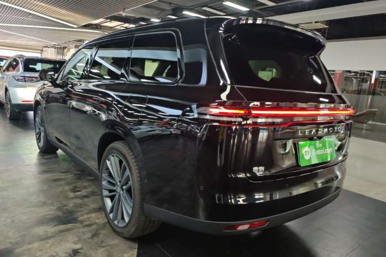 Used Leapmotor C16 2026 Extended-Range 280 LiDAR Zhizun Edition 6 Seats Exterior 2
