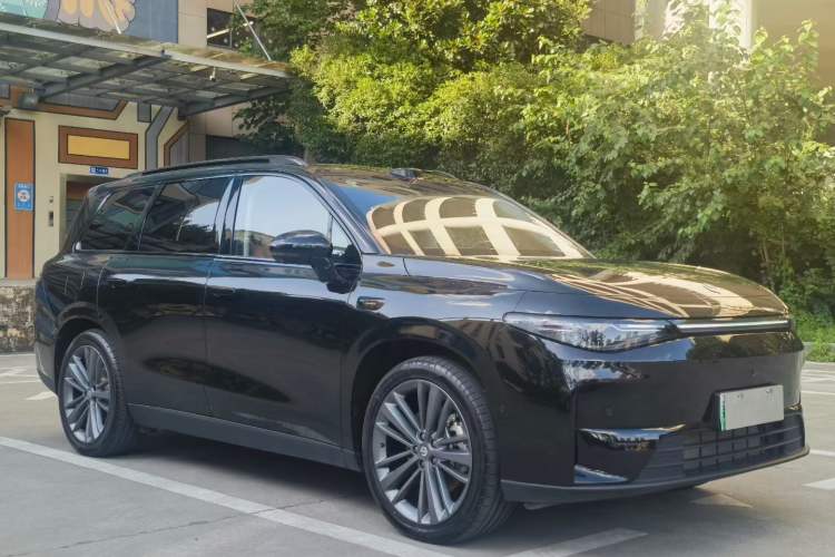 Used Leapmotor C16 2026 Extended-Range 280 LiDAR Zhizun Edition 6 Seats Exterior 2