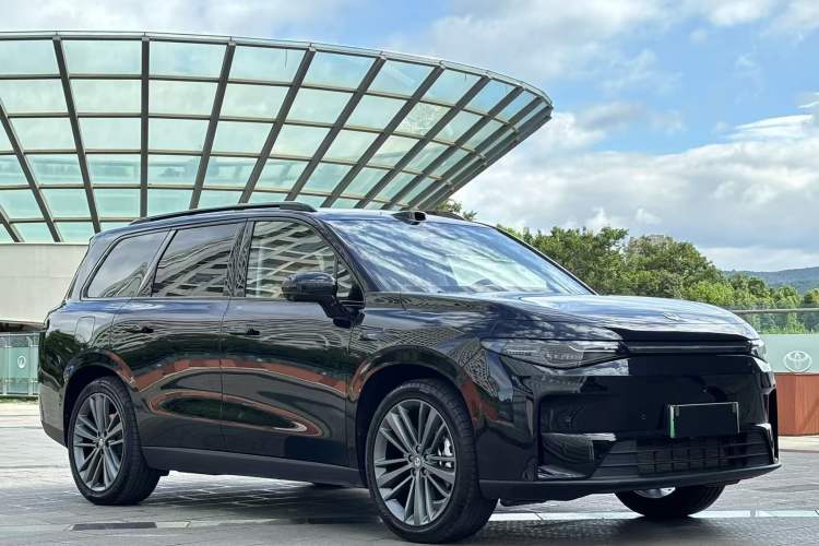 Used Leapmotor C16 2026 Extended-Range 280 LiDAR Zhizun Edition 6 Seats Exterior 2
