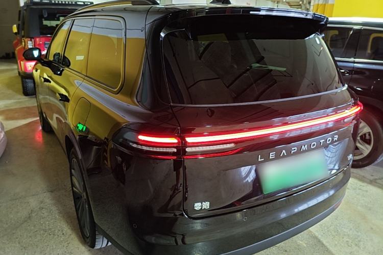 Used Leapmotor C16 2026 Extended-Range 280 LiDAR Zhizun Edition 6 Seats Exterior 2