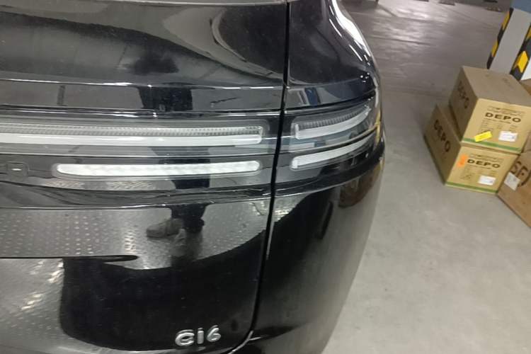 Used Leapmotor C16 2026 All-Electric 630 LiDAR Zhizun Edition 6 Seats Exterior 3