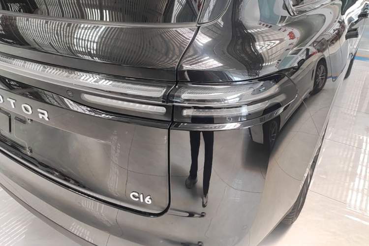 Used Leapmotor C16 2026 Extended-Range 280 LiDAR Zhizun Edition 6 Seats Exterior 3