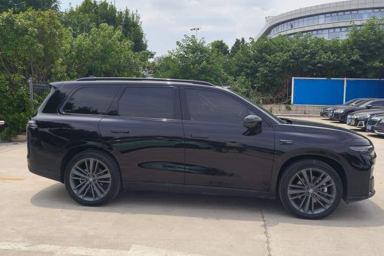 Used Leapmotor C16 2026 All-Electric 630 LiDAR Zhizun Edition 6 Seats Exterior 3
