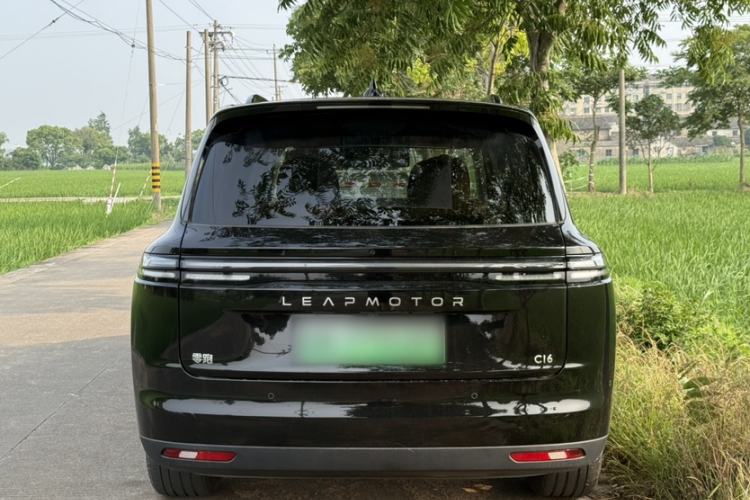 Used Leapmotor C16 2026 Extended-Range 280 LiDAR Zhizun Edition 6 Seats Exterior 3