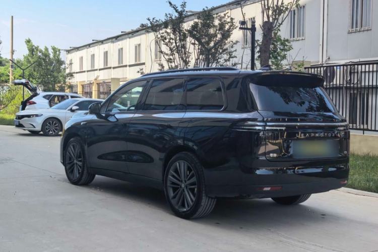 Used Leapmotor C16 2026 Extended-Range 280 LiDAR Zhizun Edition 6 Seats Exterior 3