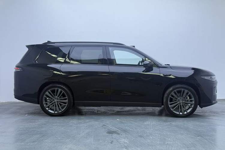 Used Leapmotor C16 2026 Extended-Range 280 LiDAR Zhizun Edition 6 Seats Exterior 4