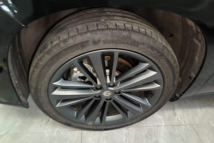 Used Leapmotor C16 2026 Extended-Range 280 LiDAR Zhizun Edition 6 Seats Exterior 4