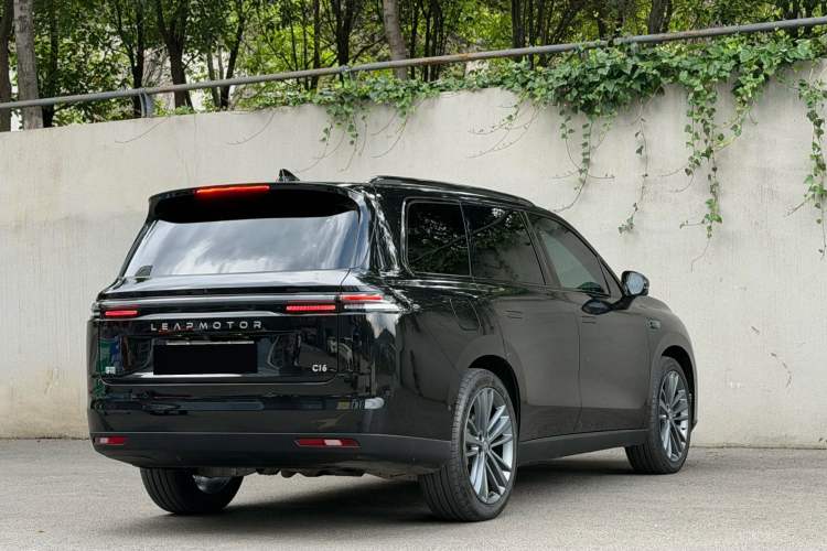 Used Leapmotor C16 2026 Extended-Range 280 LiDAR Zhizun Edition 6 Seats Exterior 4