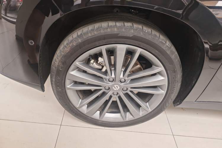 Used Leapmotor C16 2026 Extended-Range 280 LiDAR Zhizun Edition 6 Seats Exterior 4