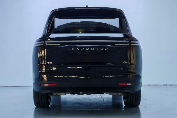 Used Leapmotor C16 2026 Extended-Range 280 LiDAR Zhizun Edition 6 Seats Exterior 4