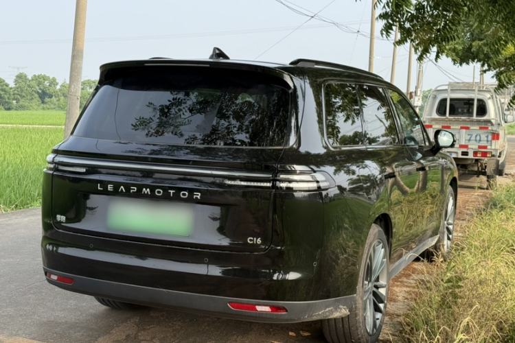 Used Leapmotor C16 2026 Extended-Range 280 LiDAR Zhizun Edition 6 Seats Exterior 4
