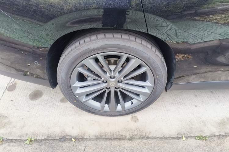 Used Leapmotor C16 2026 All-Electric 630 LiDAR Version 6-Seater Exterior 5