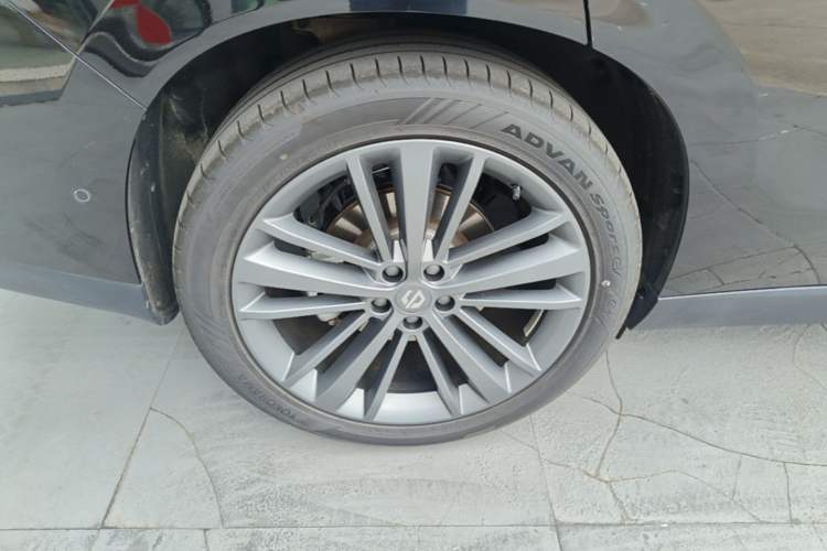 Used Leapmotor C16 2026 Extended-Range 280 LiDAR Zhizun Edition 6 Seats Exterior 5