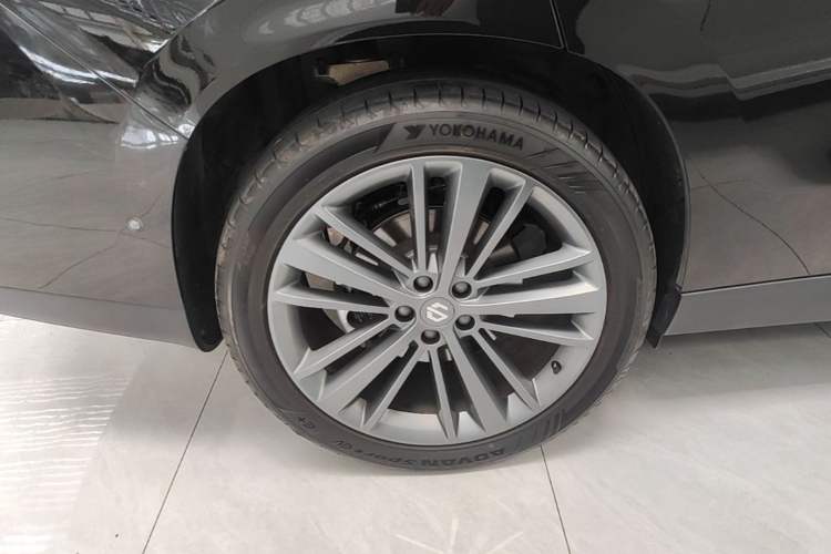 Used Leapmotor C16 2026 Extended-Range 280 LiDAR Zhizun Edition 6 Seats Exterior 5