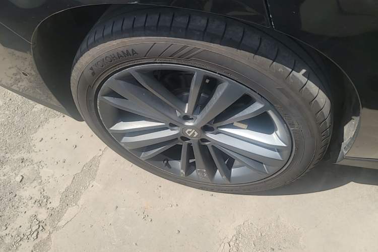 Used Leapmotor C16 2026 Extended-Range 280 LiDAR Zhizun Edition 6 Seats Exterior 5