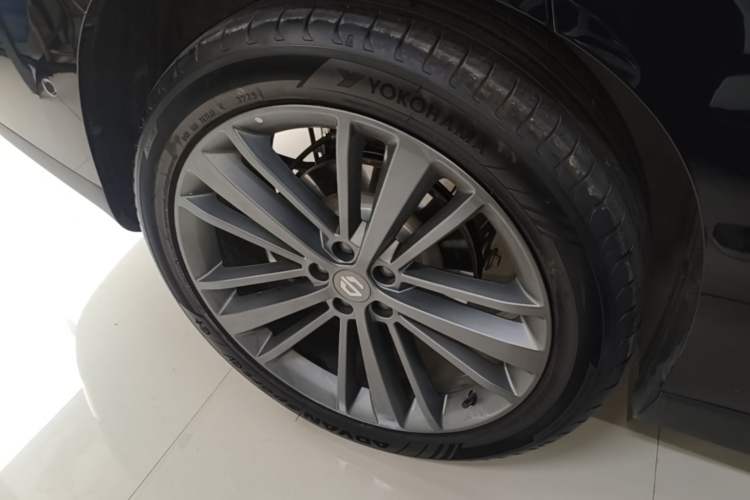 Used Leapmotor C16 2026 Extended-Range 280 LiDAR Zhizun Edition 6 Seats Exterior 5