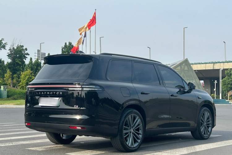 Used Leapmotor C16 2026 Extended-Range 280 LiDAR Zhizun Edition 6 Seats Exterior 5