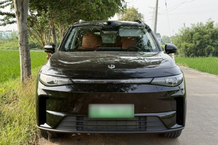 Used Leapmotor C16 2026 Extended-Range 280 LiDAR Zhizun Edition 6 Seats Exterior 5