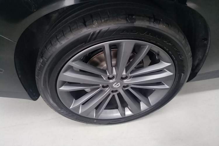 Used Leapmotor C16 2026 Extended-Range 280 LiDAR Zhizun Edition 6 Seats Exterior 5