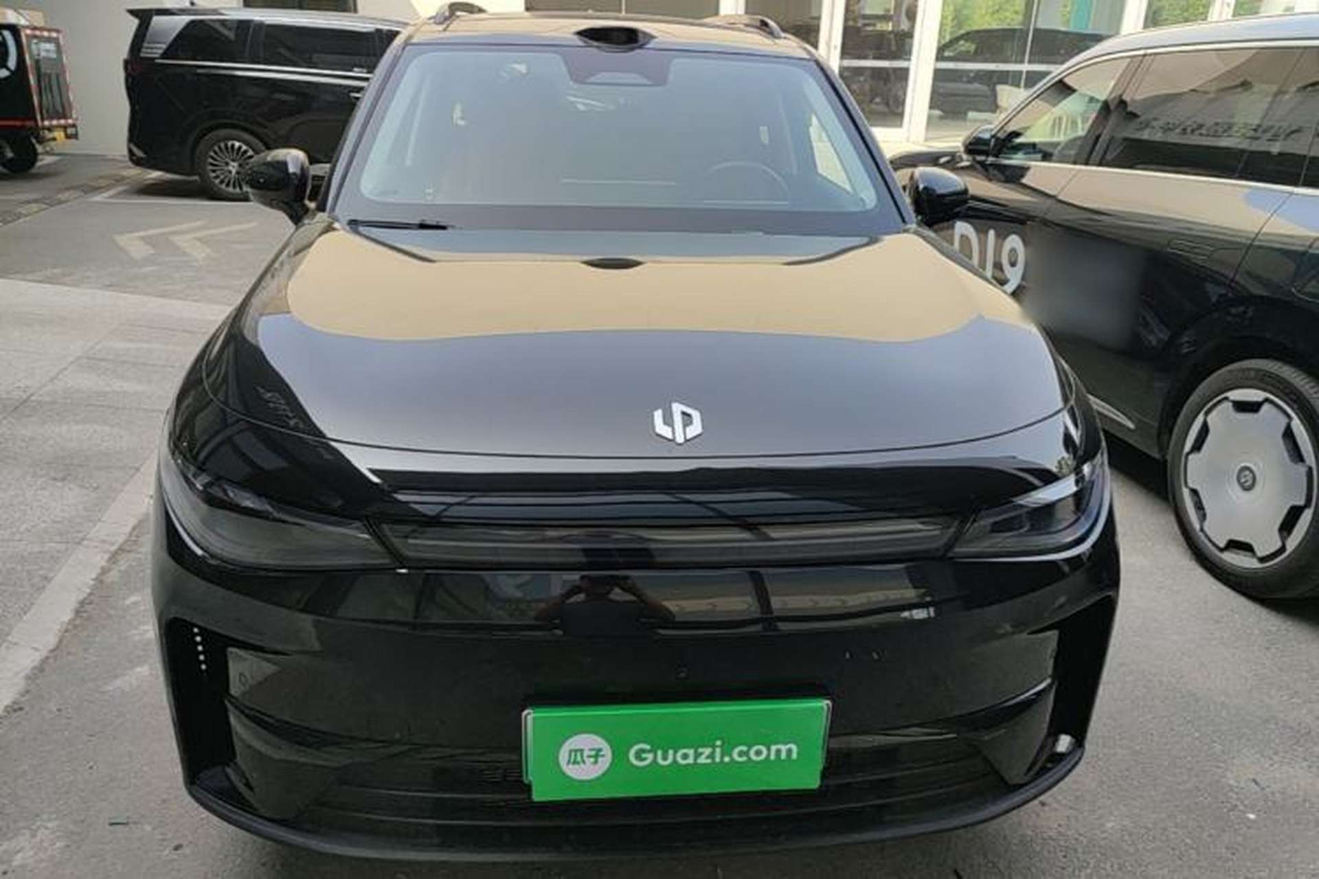 Used Leapmotor C16 2026 Extended-Range 280 LiDAR Zhizun Edition 6 Seats Front