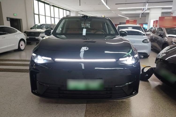 Used Leapmotor C16 2026 Extended-Range 280 LiDAR Zhizun Edition 6 Seats Front