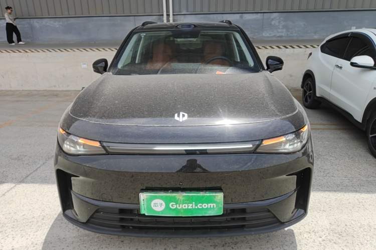 Used Leapmotor C16 2026 Extended-Range 280 LiDAR Zhizun Edition 6 Seats Front
