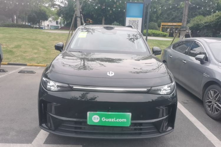 Used Leapmotor C16 2026 Extended-Range 280 LiDAR Zhizun Edition 6 Seats Front