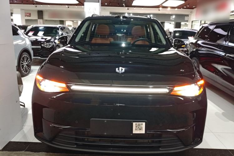 Used Leapmotor C16 2026 Extended-Range 280 LiDAR Zhizun Edition 6 Seats Front
