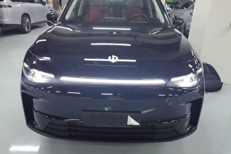 Used Leapmotor C16 2026 Extended-Range 280 LiDAR Zhizun Edition 6 Seats Front