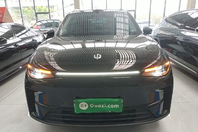 Used Leapmotor C16 2026 Extended-Range 280 LiDAR Zhizun Edition 6 Seats Front