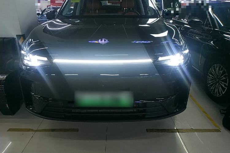 Used Leapmotor C16 2026 Extended-Range 280 LiDAR Zhizun Edition 6 Seats Front