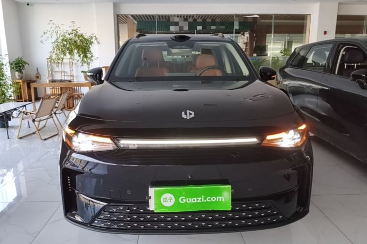 Used Leapmotor C16 2026 Extended-Range 280 LiDAR Zhizun Edition 6 Seats Front