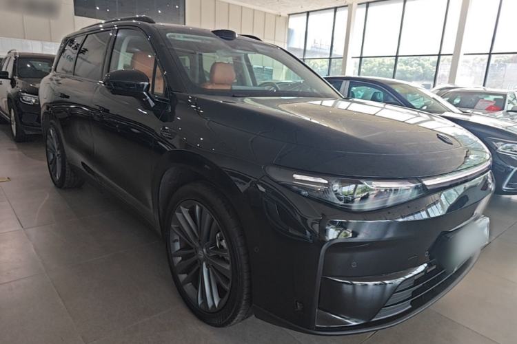 Used Leapmotor C16 2026 Extended-Range 280 LiDAR Zhizun Edition 6 Seats Front Right 45 Deg