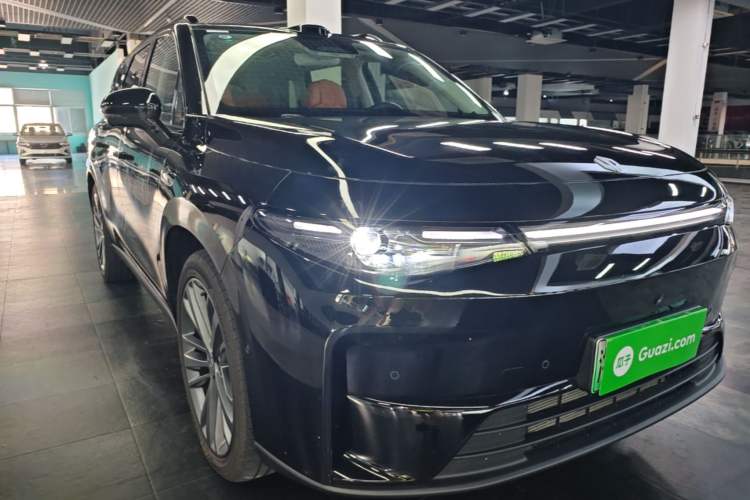 Used Leapmotor C16 2026 Extended-Range 280 LiDAR Zhizun Edition 6 Seats Front Right 45 Deg