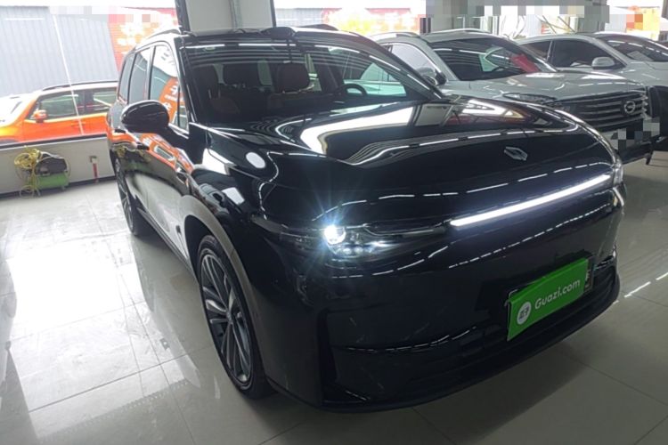 Used Leapmotor C16 2026 Extended-Range 280 LiDAR Zhizun Edition 6 Seats Front Right 45 Deg