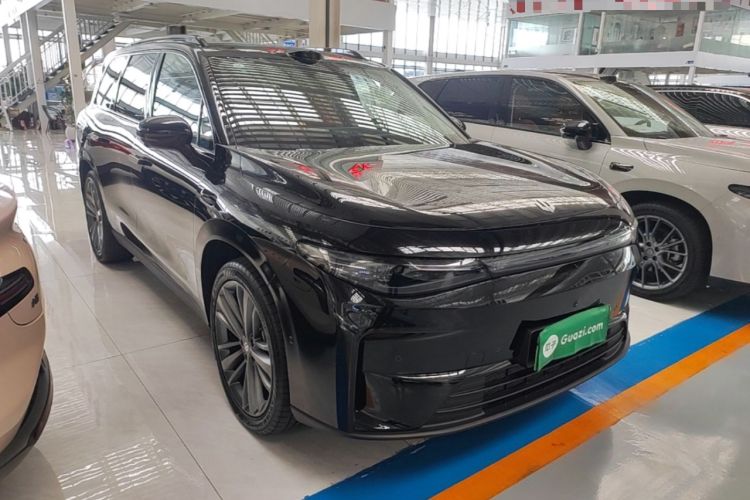 Used Leapmotor C16 2026 Extended-Range 280 LiDAR Zhizun Edition 6 Seats Front Right 45 Deg